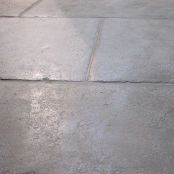 Antiqued grey barr limestone flooring