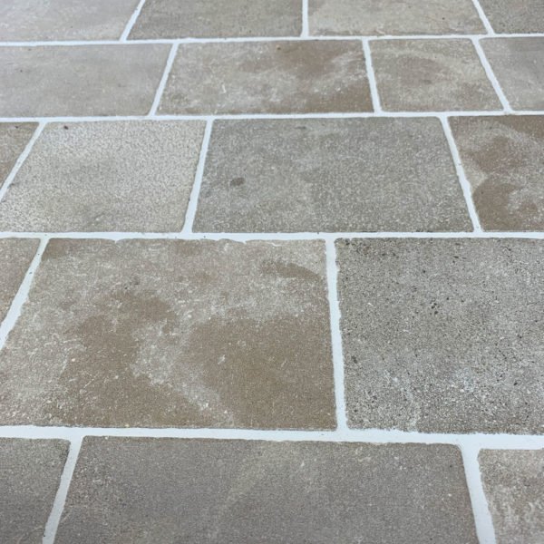 Overbury beige limestone pavers cobbles