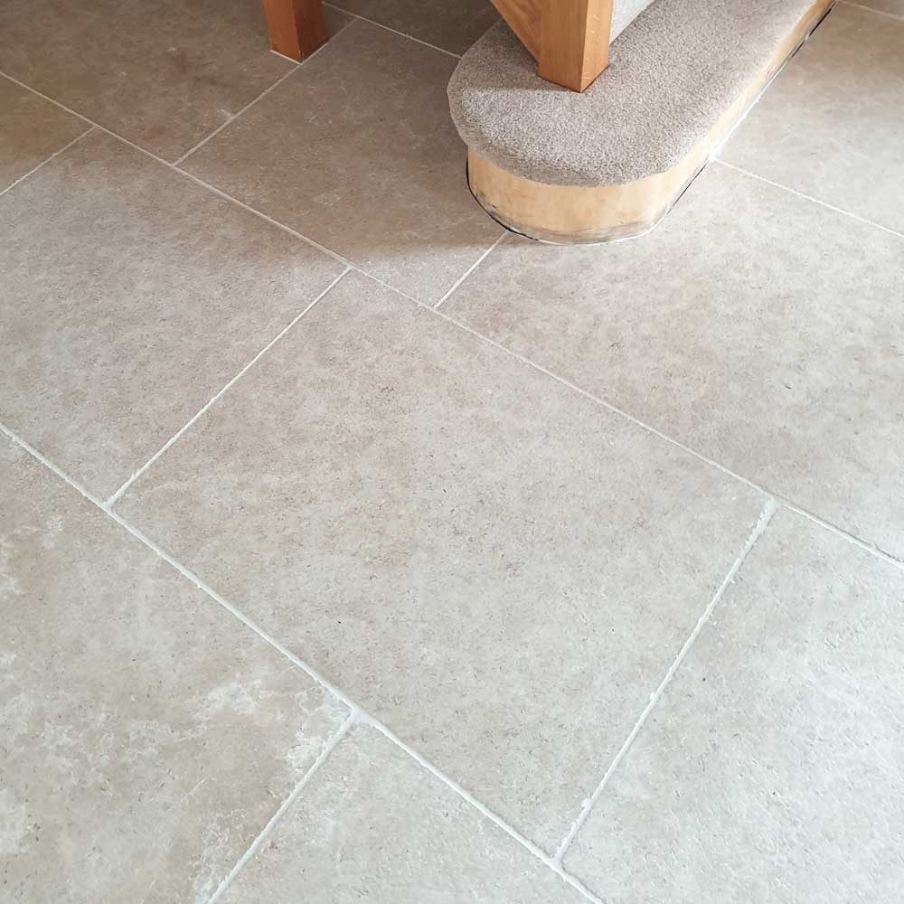 Limestone flooring, tiles & paving Natural Stone Consulting