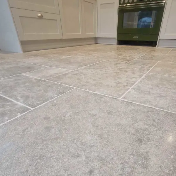 Old London opus flagstones for kitchen stone floor