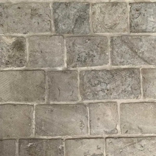 Provence grey French limestone cobbles for inside