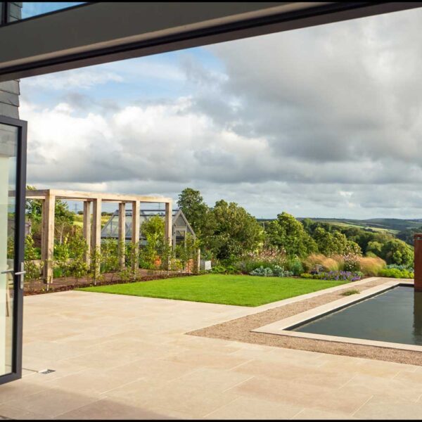 Bampton aged beige limestone paving