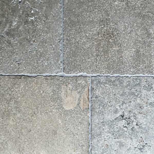 monastaire gris antiqued french limestone tiles